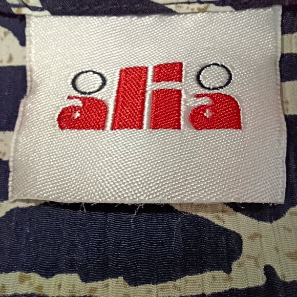 ALIA Women's Blouse Top 2X Navy White Striped Polka Dots Floral Polyester - Picture 3 of 4